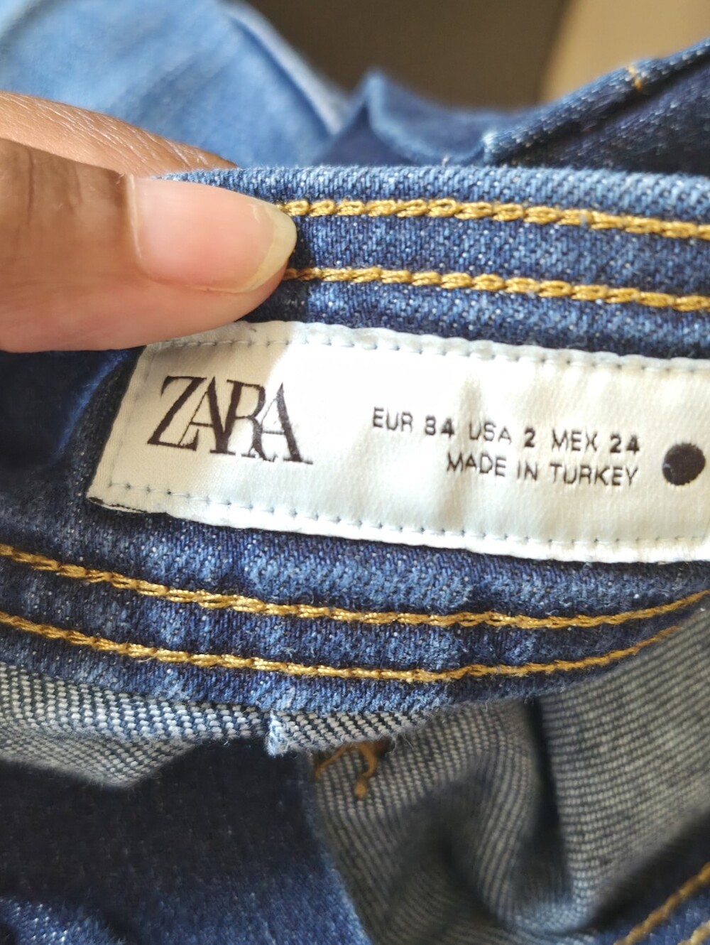 Zara Cropped Wide Leg Jeans Women's Dark Wash Raw Hem High Rise Denim Size 2 - Picture 5 of 5